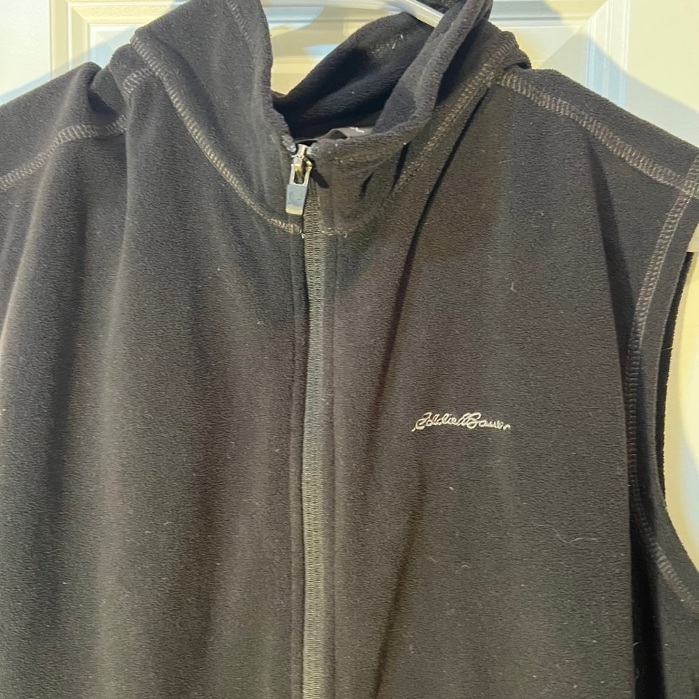 ** Black Eddie Bauer Vest **